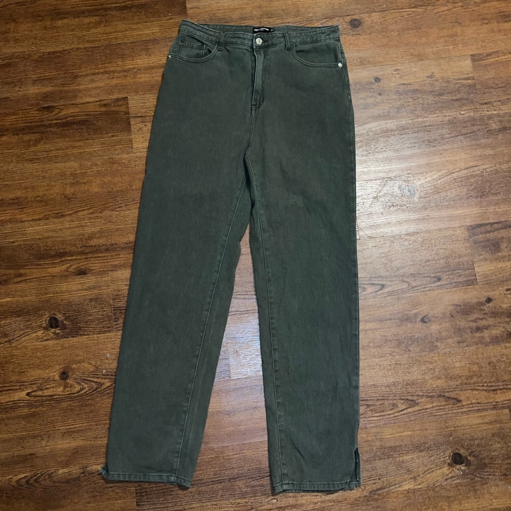 PrettyLittleThing Green Split Bottom Hem Straight Flare Leg Jeans Size 12 Tall - Picture 2 of 12